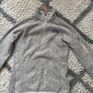 Patagonia sweatshirt *has not been worn*